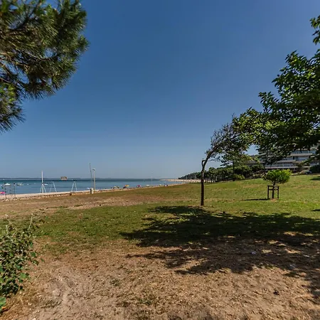 Ferienhaus Les Arbousiers Moulleau 300 M